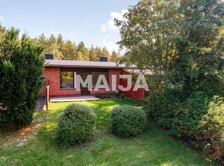 Mieszkanie 2 pokoi 57 m² Kouvola sub region, Finlandia