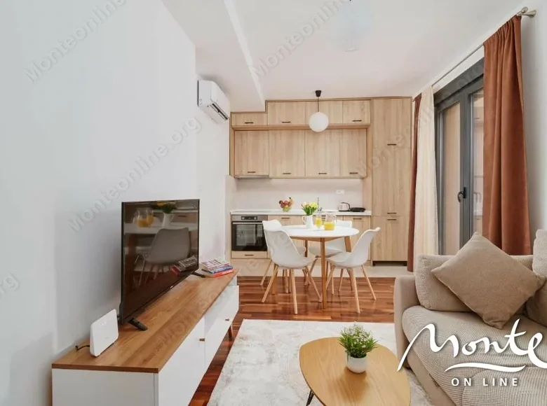 1 bedroom apartment  Dobrota, Montenegro