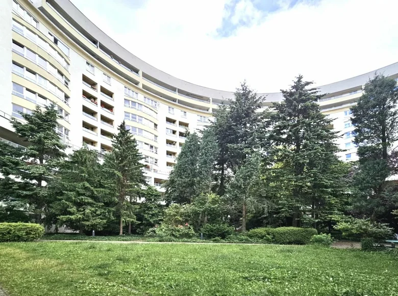 2 room apartment 67 m² Warsaw, Poland