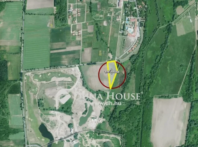 Atterrir 13 799 m² Kehidakustany, Hongrie