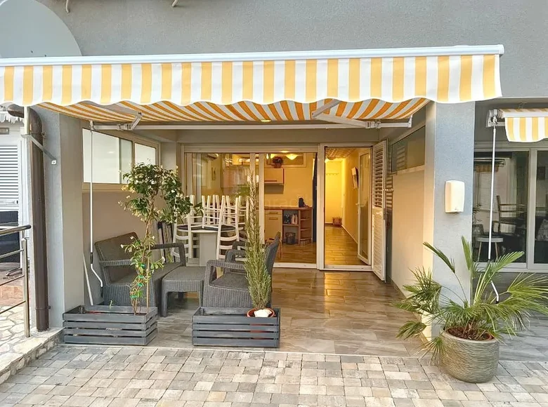 Дом 8 спален 370 м² Омишаль, Хорватия