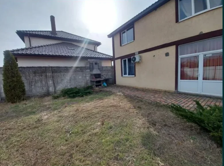 Dom 6 pokojów 236 m² Lymanka, Ukraina