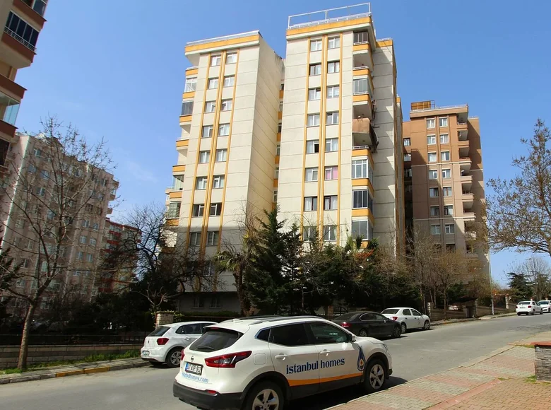 Attique 6 chambres 150 m² Maltepe, Turquie