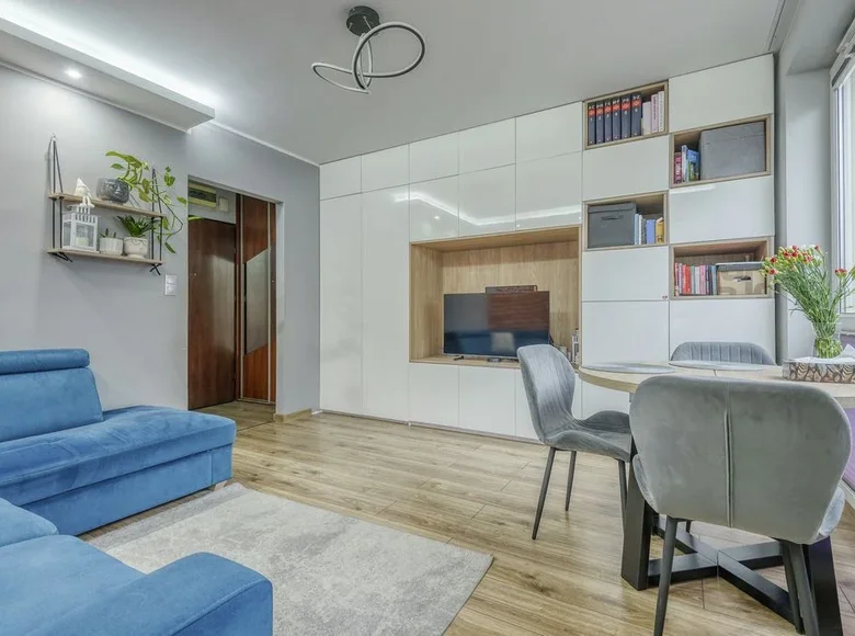 2 room apartment 49 m² Warsaw, Poland