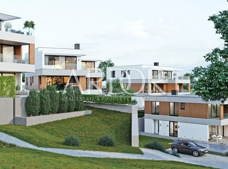 3 bedroom apartment 154 m² Lovran, Croatia