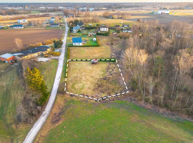 Grundstück 2 500 m² Birznieki, Lettland