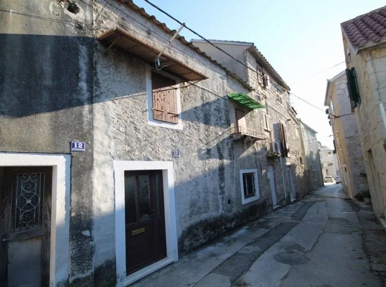 3 room house 126 m² Kastel Sucurac, Croatia