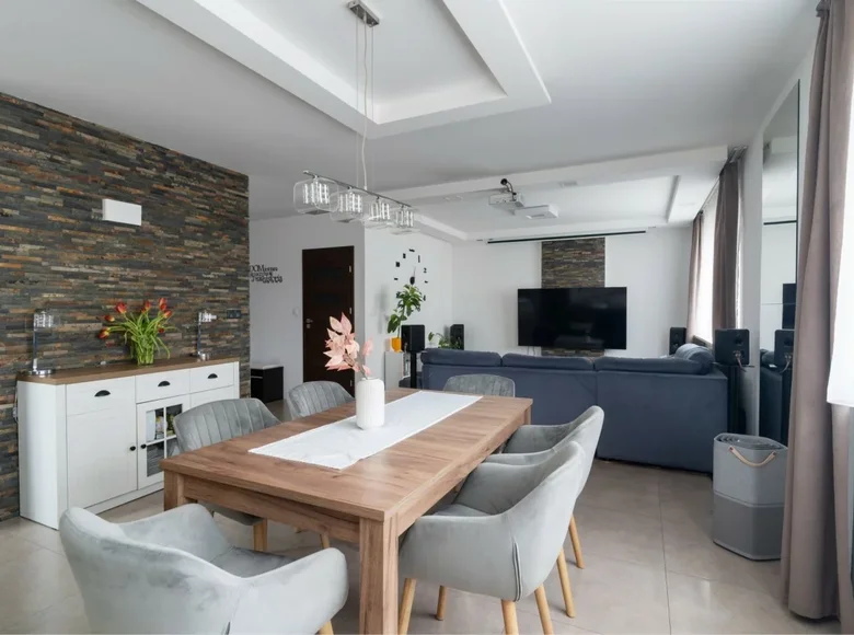 3 room apartment 80 m² Warsaw, Poland