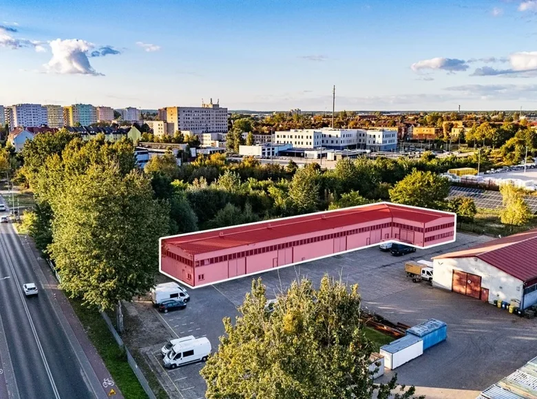 Магазин 897 м² в Пиле, Польша