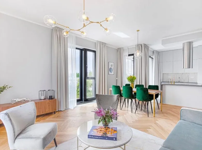 Квартира 4 комнаты 108 м² в Варшаве, Польша