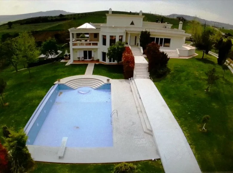 6 bedroom villa 600 m² Thermi, Greece