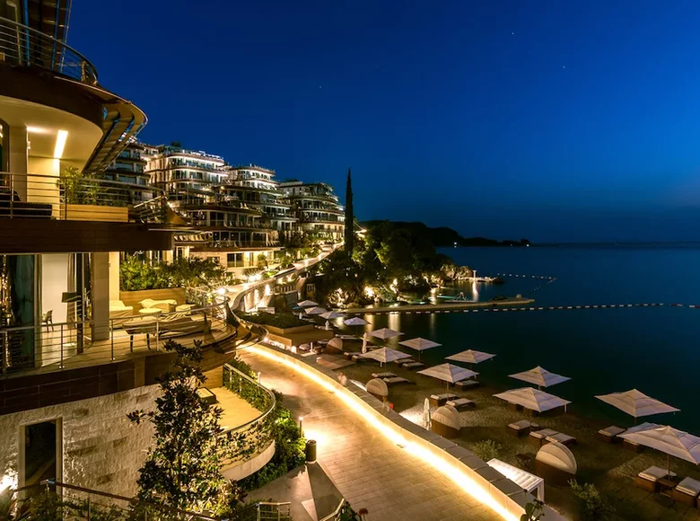 Wohnung 3 Schlafzimmer 148 m² Podgorica, Montenegro