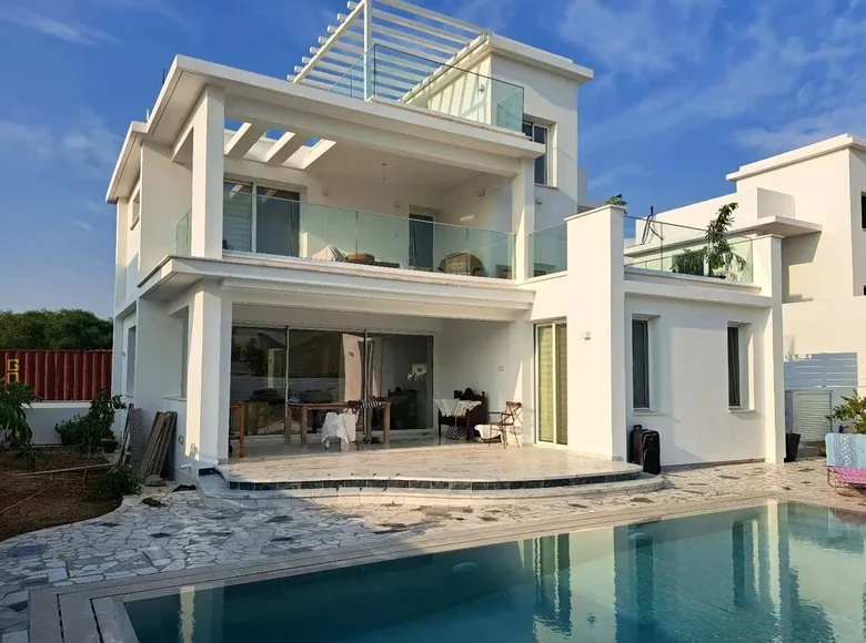 3 bedroom house 150 m² Pervolia, Cyprus