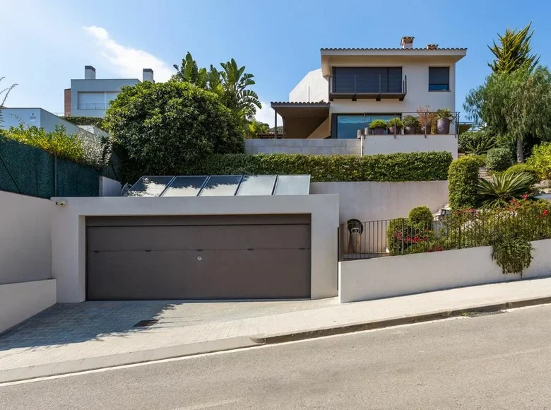 5 bedroom villa 474 m² Argentona, Spain