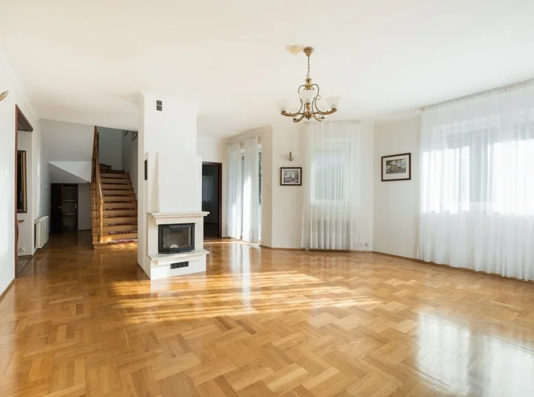 Дом 300 м² в Варшаве, Польша