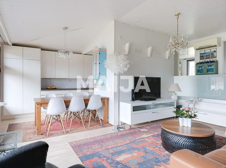 Dom 4 pokoi 94 m² Helsinki sub region, Finlandia