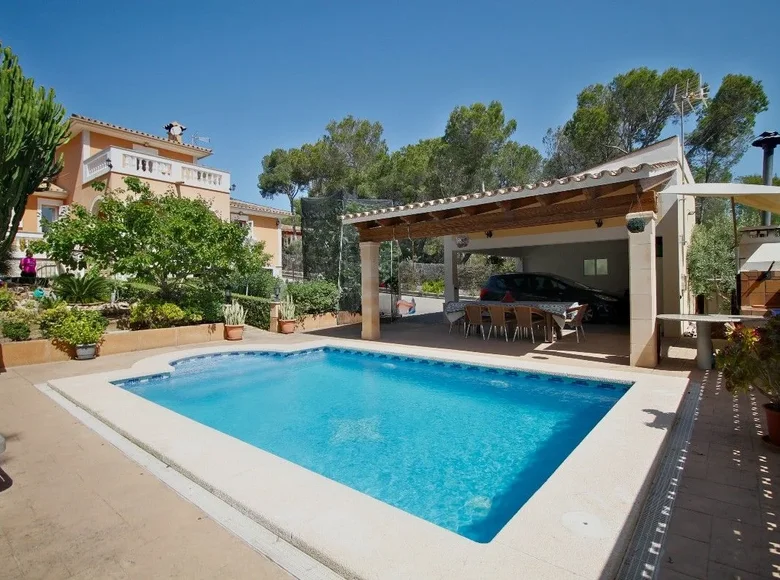 Замок 4 спальни 247 м² Santa Ponsa, Испания