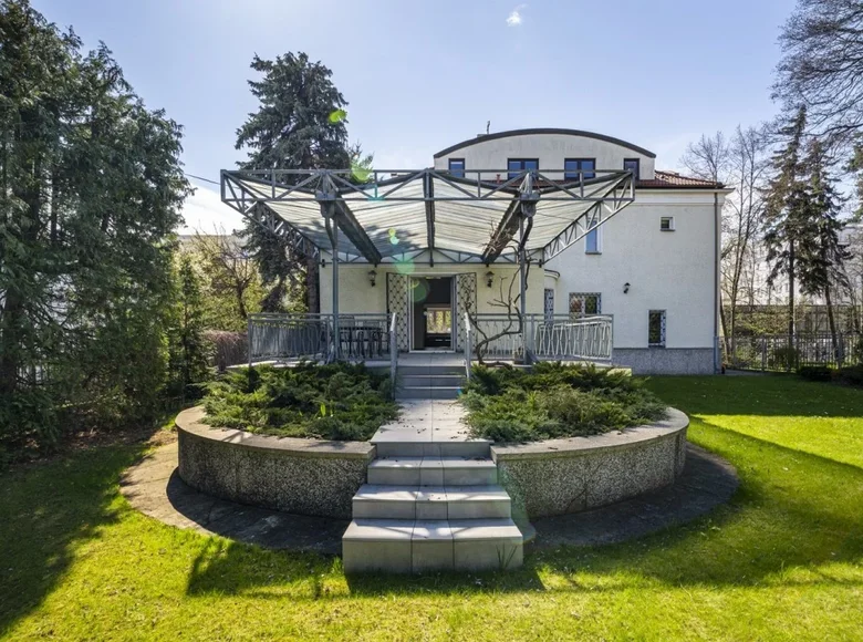 Casa 12 habitaciones 414 m² Smolice, Polonia