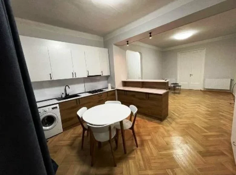 Квартира 3 комнаты 80 м² Тбилиси, Грузия