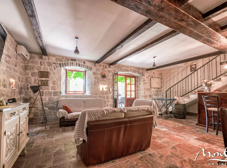 Willa 6 pokojów 415 m² Dobrota, Czarnogóra