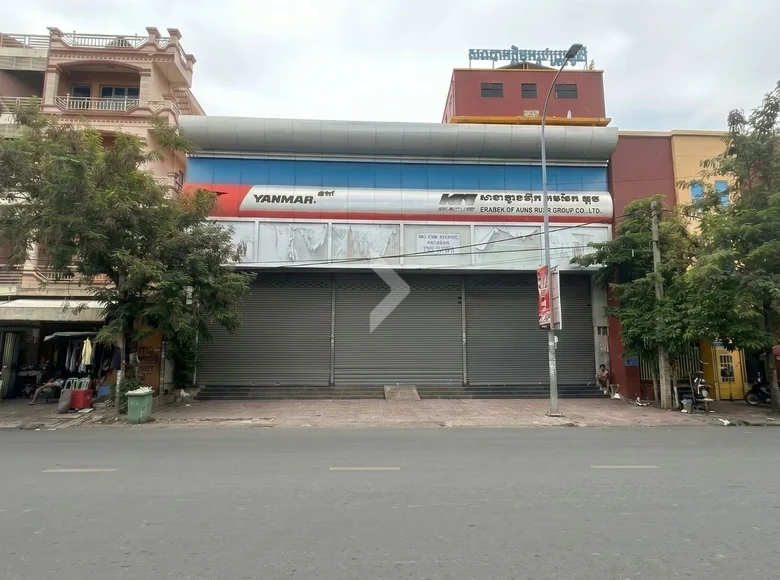 Коммерческое помещение 1 комната 950 м² в Sangkat Teuk Lak Ti Pir, Камбоджа