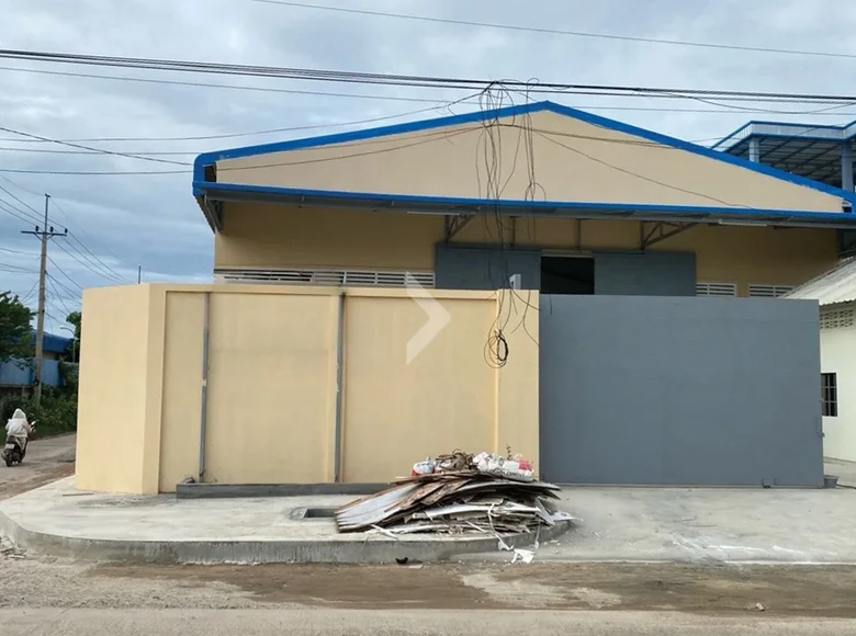 Propiedad comercial 693 m² en Sangkat Kouk Roka, Camboya
