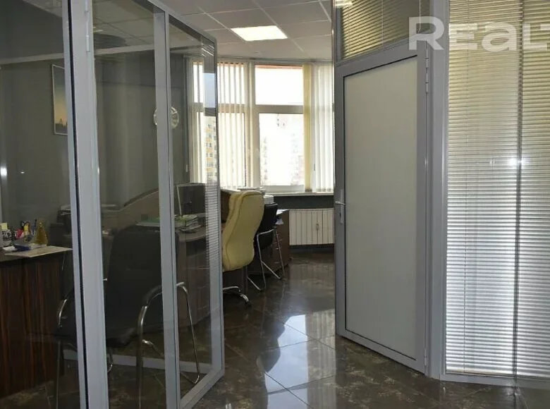 Pomieszczenie biurowe 43 m² Mińsk, Białoruś