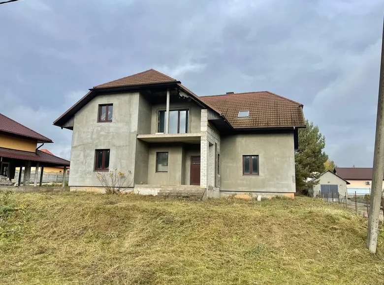 House 325 m² Hrodna, Belarus