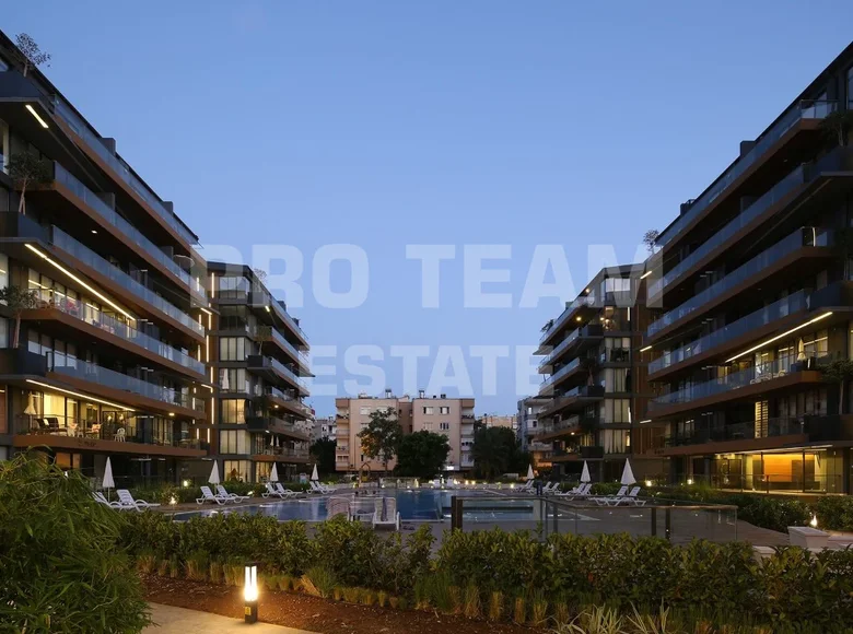 2 bedroom apartment 110 m² Muratpasa, Turkey