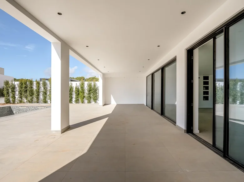 4 bedroom house 602 m² Loule, Portugal