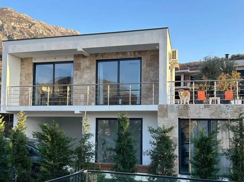 Wohnung 3 Schlafzimmer 184 m² Bar, Montenegro