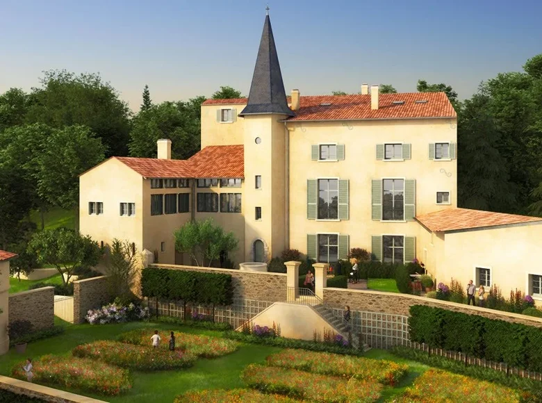 3 bedroom apartment  Albigny sur Saone, France