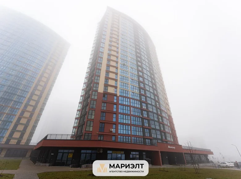 Tienda 1 habitación 79 m² en Minsk, Belarús