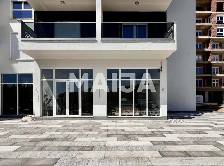 Restaurante, cafetería 51 m² en Burtaisi, Montenegro