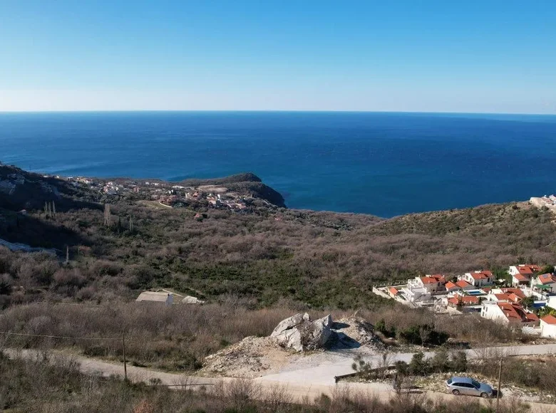 Land 5 685 m² Radenovici, Montenegro