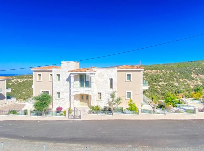 Apartment 6 bedrooms 470 m² Peyia, Cyprus