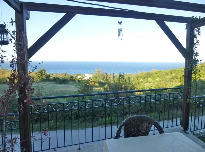 villa de 5 dormitorios 280 m² Palaios Panteleimonas, Grecia
