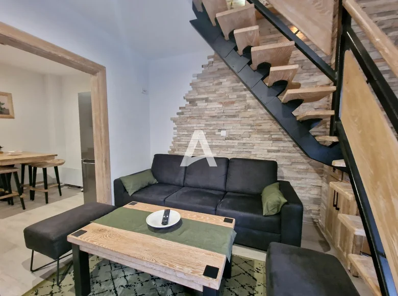 Wohnung 3 Schlafzimmer 104 m² Budva, Montenegro