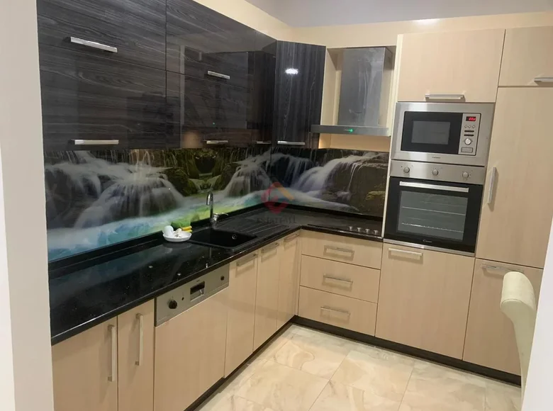 Apartment 126 m² in Bashkia Vlore, Albania