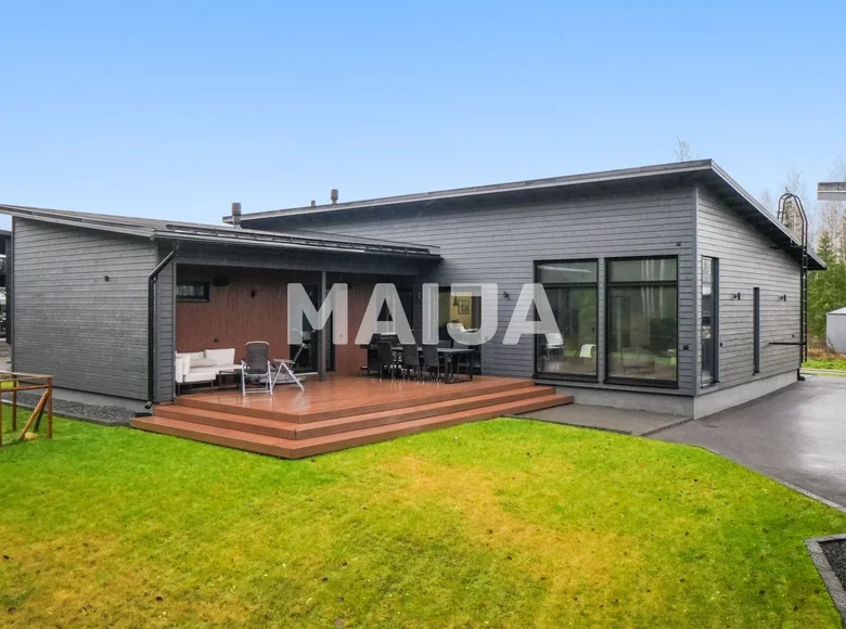 Dom 5 pokojów 154 m² Riihimaki, Finlandia