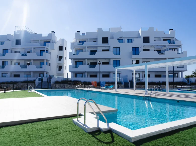 Квартира 2 спальни 67 м² Торре-Пачеко, Испания