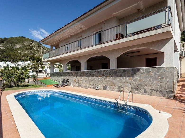 4 bedroom Villa 278 m² Sitges, Spain