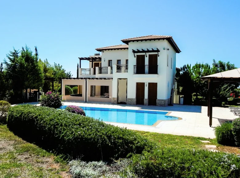 5-Schlafzimmer-Villa 316 m² Kouklia, Zypern