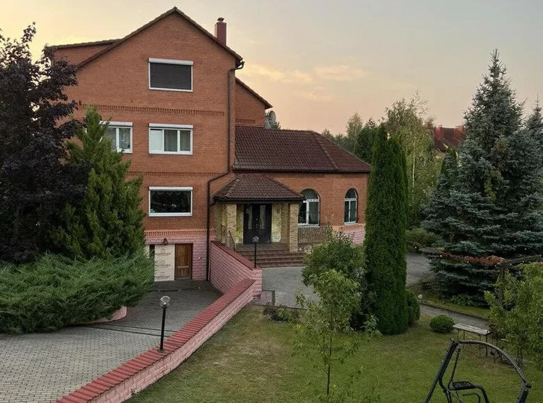 Коттедж 444 м² Колодищанский сельский Совет, Беларусь