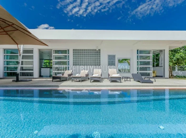 Вилла 4 спальни 600 м² Равай, Таиланд