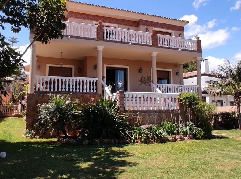 Willa 4 pokoi 520 m² Salt, Hiszpania