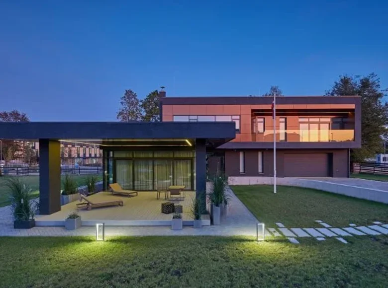 5-Schlafzimmer-Villa 366 m² Riga, Lettland