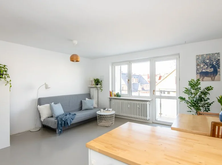 2 room apartment 38 m² Poznan, Poland
