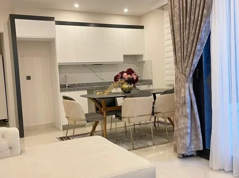 2 bedroom apartment 90 m² Kargicak, Turkey