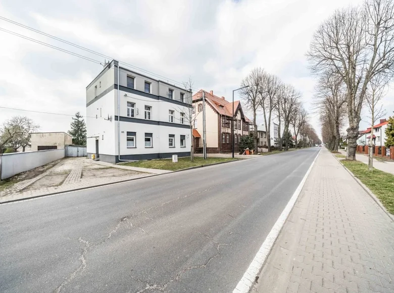 Commercial property 37 m² in Buk, Poland
